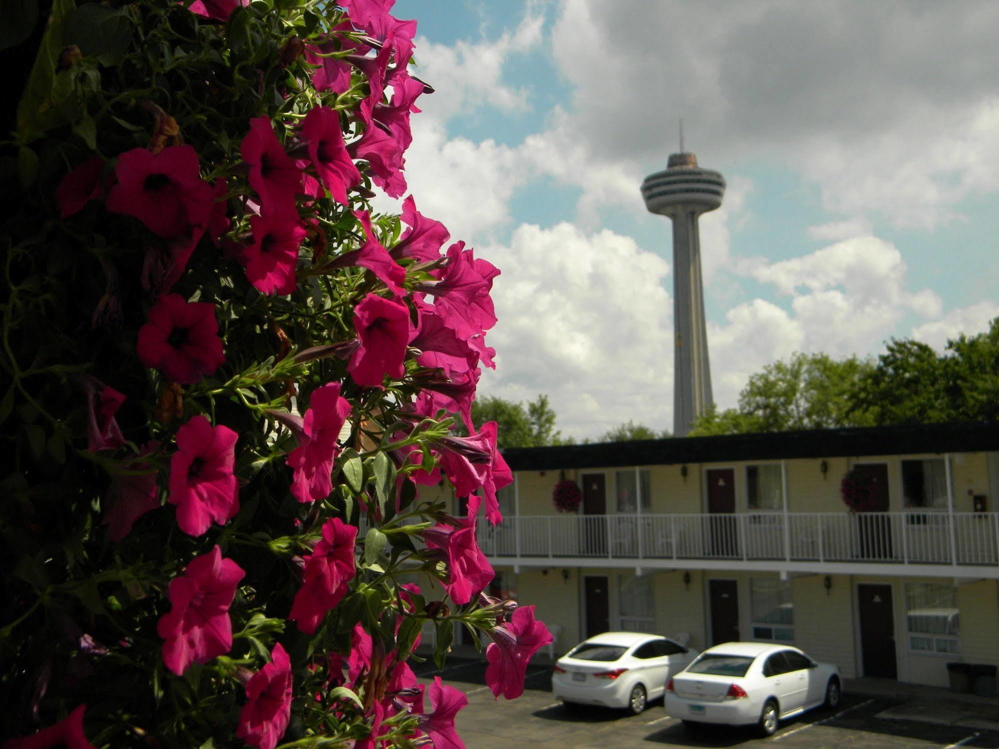 Fairway Inn By The Falls Niagara-vízesés Kültér fotó