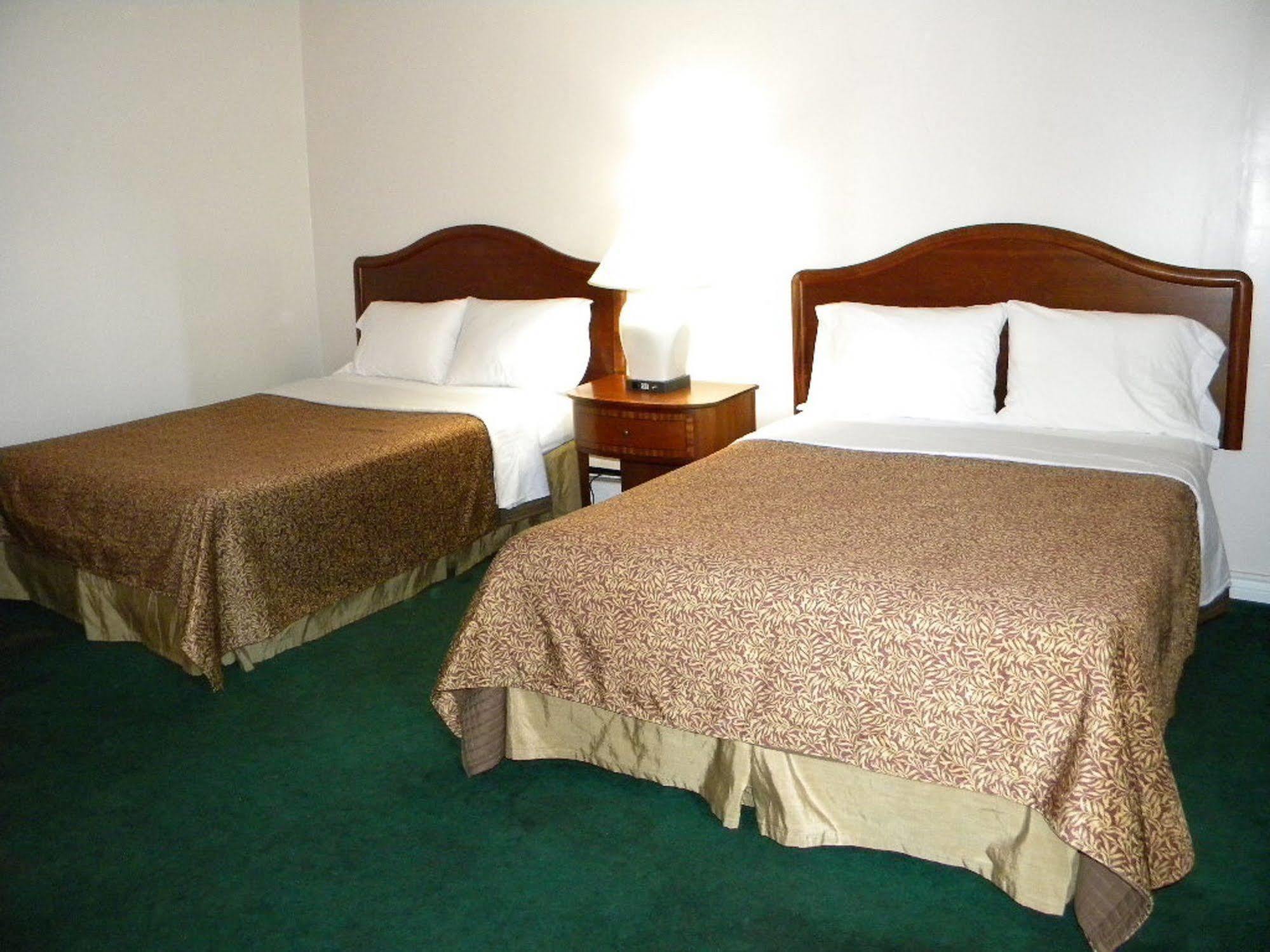 Fairway Inn By The Falls Niagara-vízesés Kültér fotó
